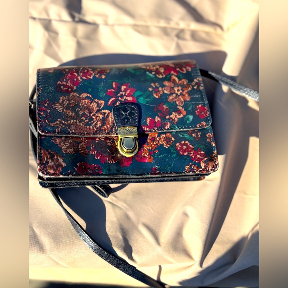 Patricia Nash Women's Fall Tapestry Lanza Crossbody Bag